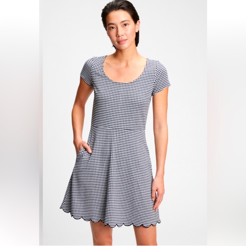 GAP Fit and Flare Dress in Navy Blue Gingham, Size 2